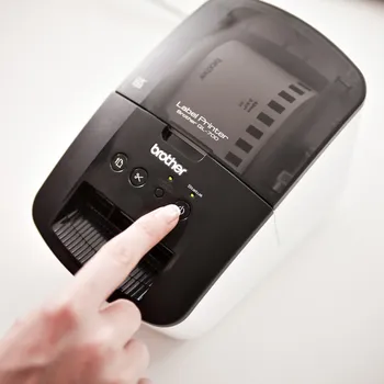 מדפסת מדבקות BROTHER QL-700